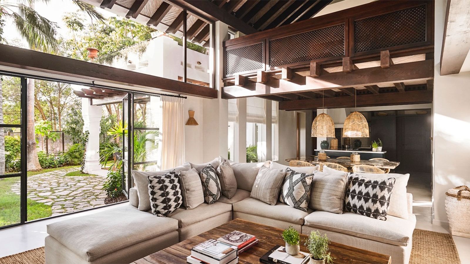 Living room with furniture in Bel Air at Marbella Club