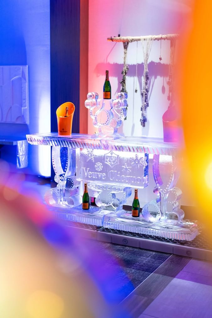 Close up of a cocktail bar at the Artisan Hotel in the event