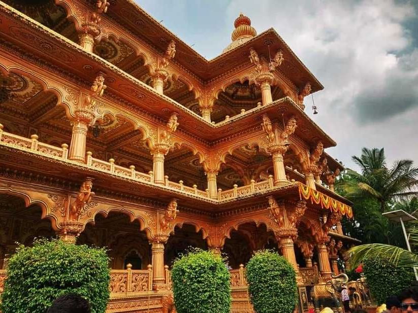 Prati Shirdi Hindu Temple near Eastin Hotels