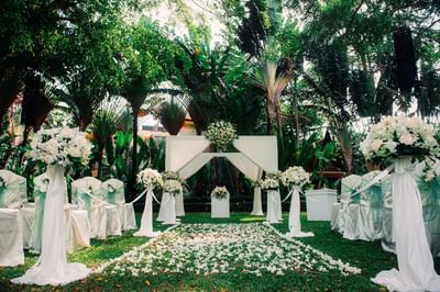 Wedding in the garden at Paradox Resort Phuket