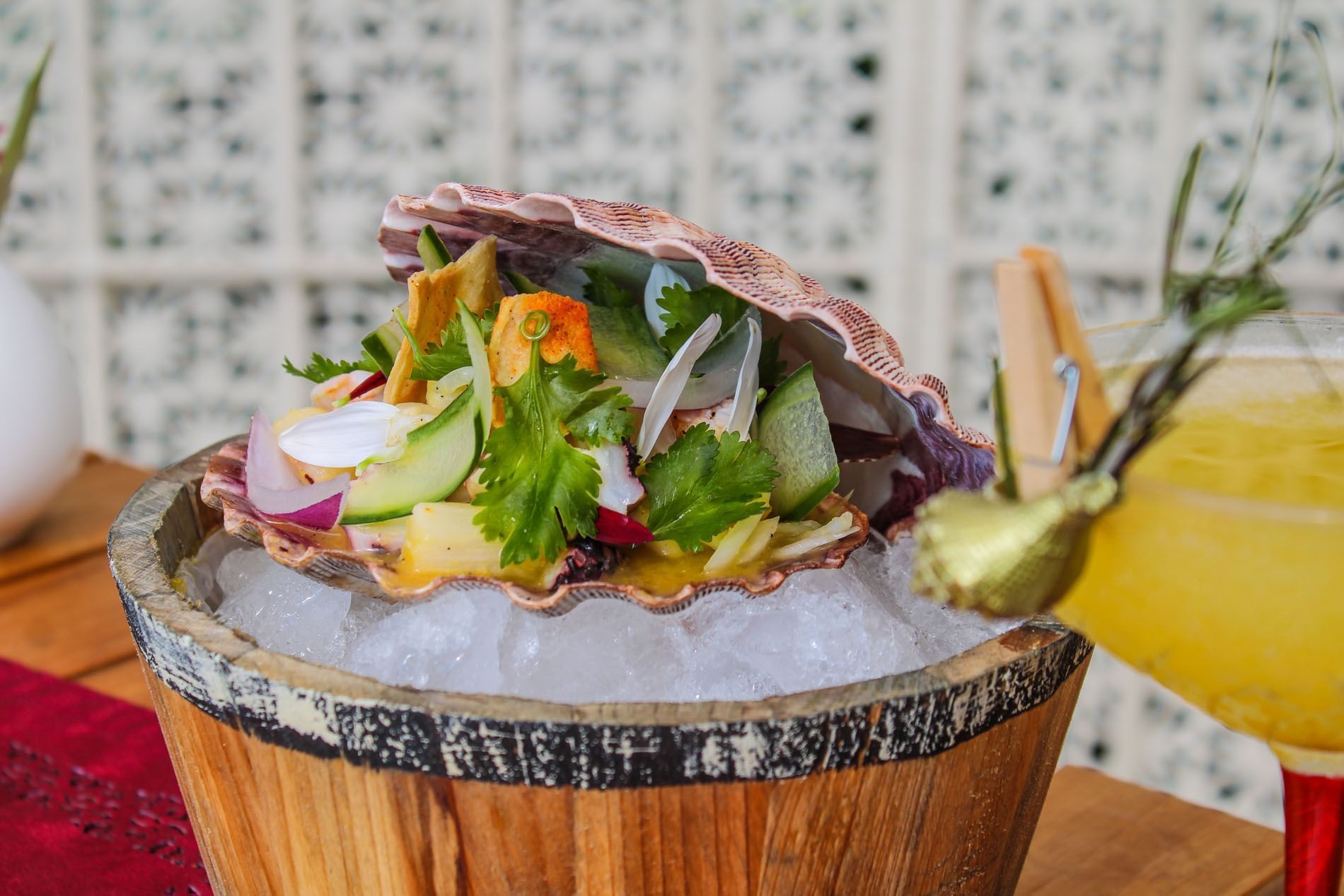 Fresh seafood served on ice in Lounge Garden at Almar Beach Resort