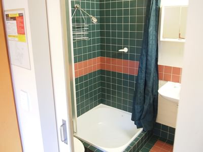 japan_house_bathroom