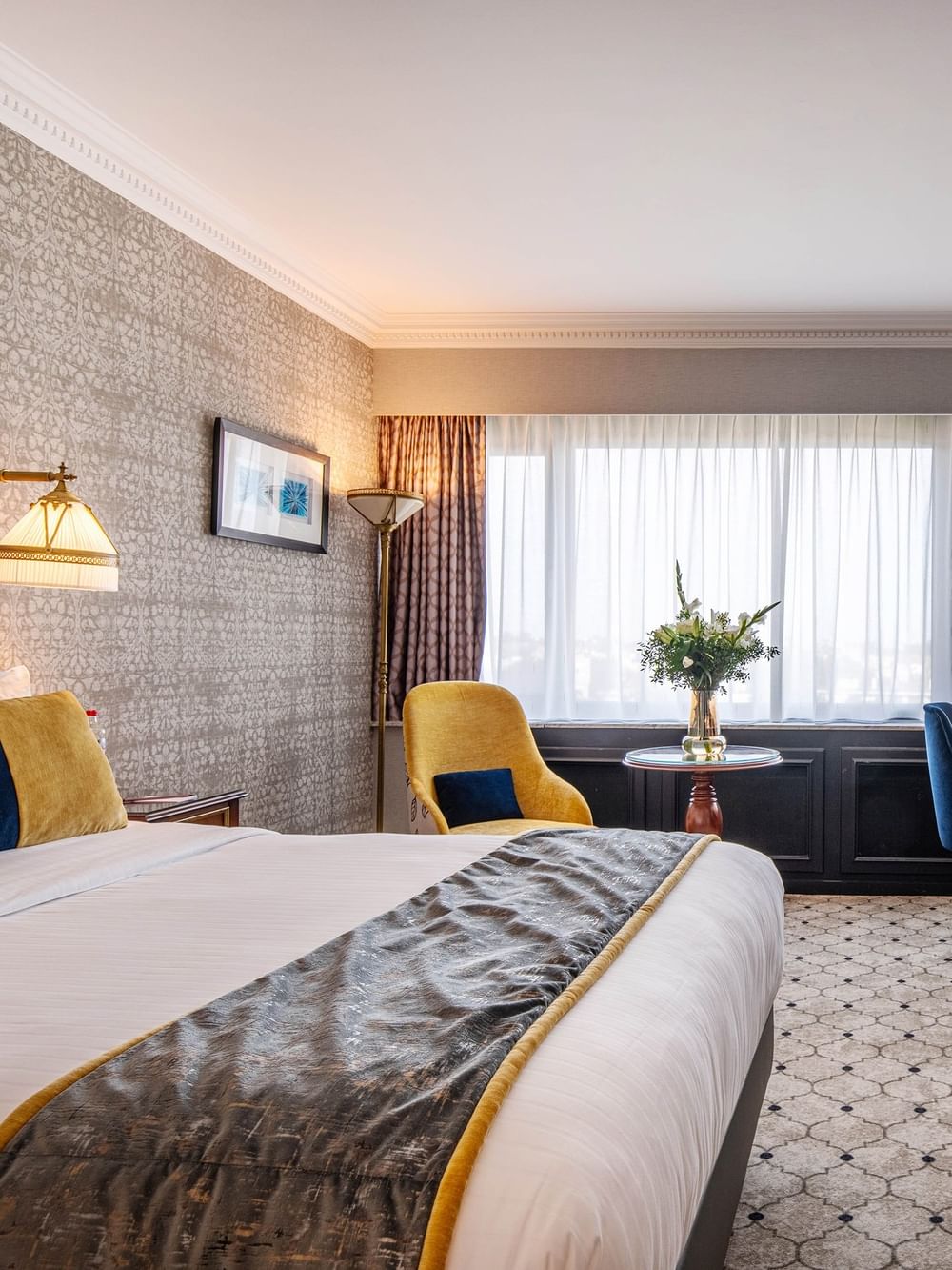 Luxe Superior Kamer met elegante inrichting en comfortabele bedden bij Hotel Barsey by Warwick in Brussel.