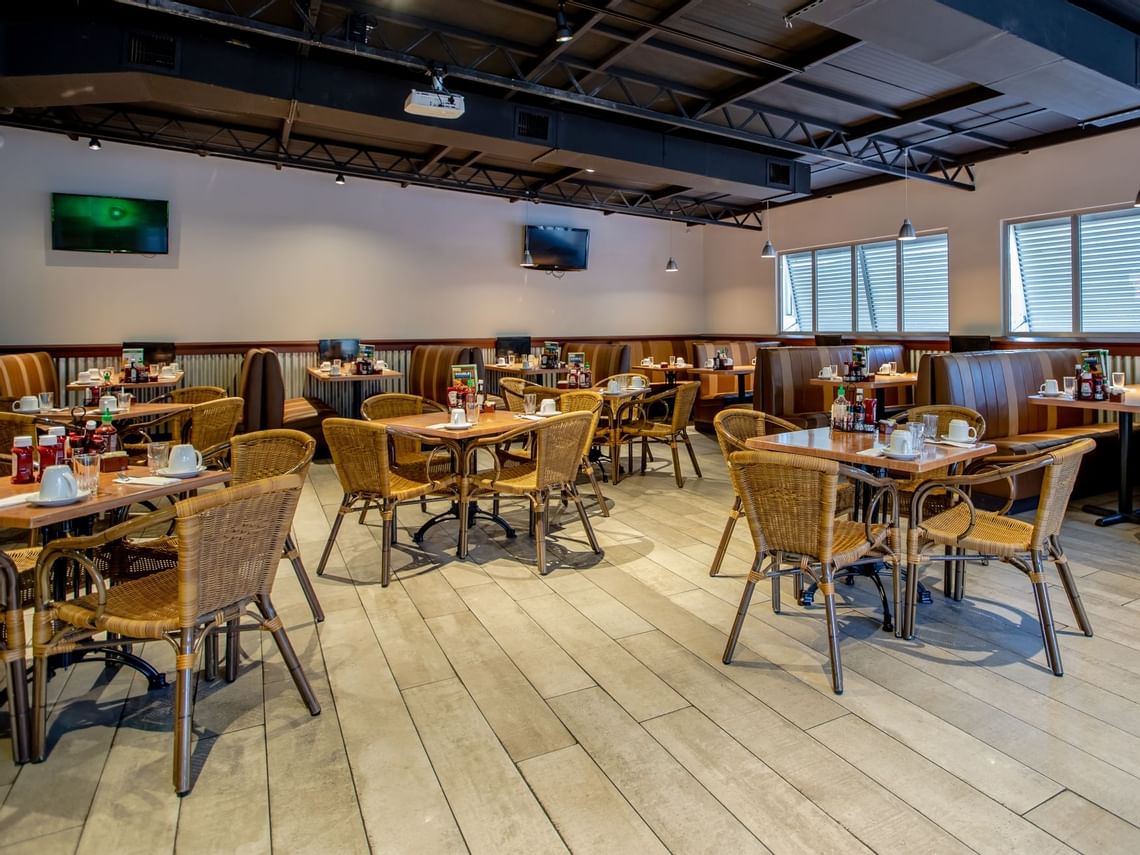 Double Down Sports Bar & Grill Eagle Aruba Resort & Casino