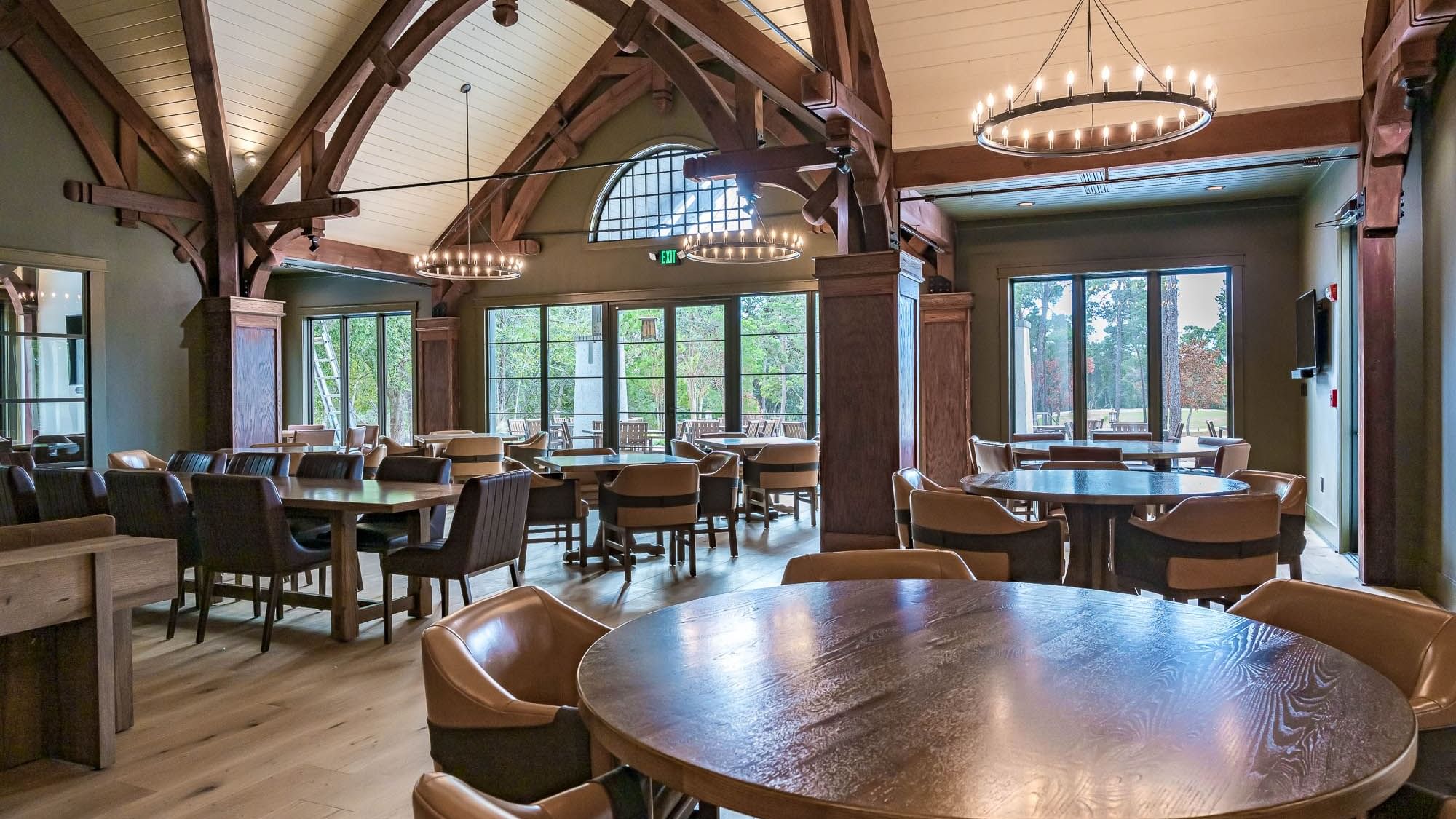 Shark's Tooth Clubhouse dining room