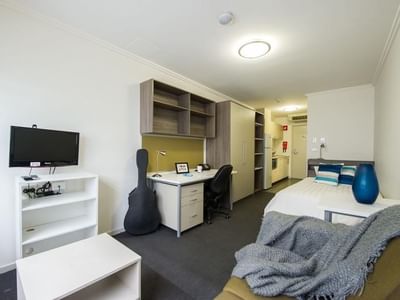 UniLodge @ANU Warrumbul Lodge Canberra_Studio Long