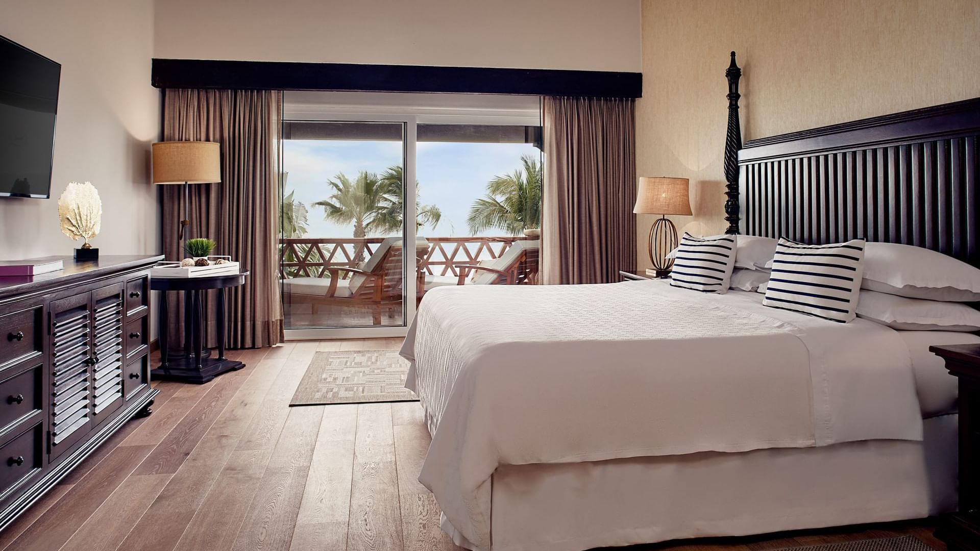 Patron Suite Bedroom at Hacienda del Mar los Cabos