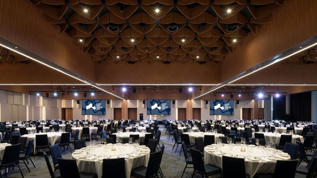 WSCC Full - Gala Dinner set up