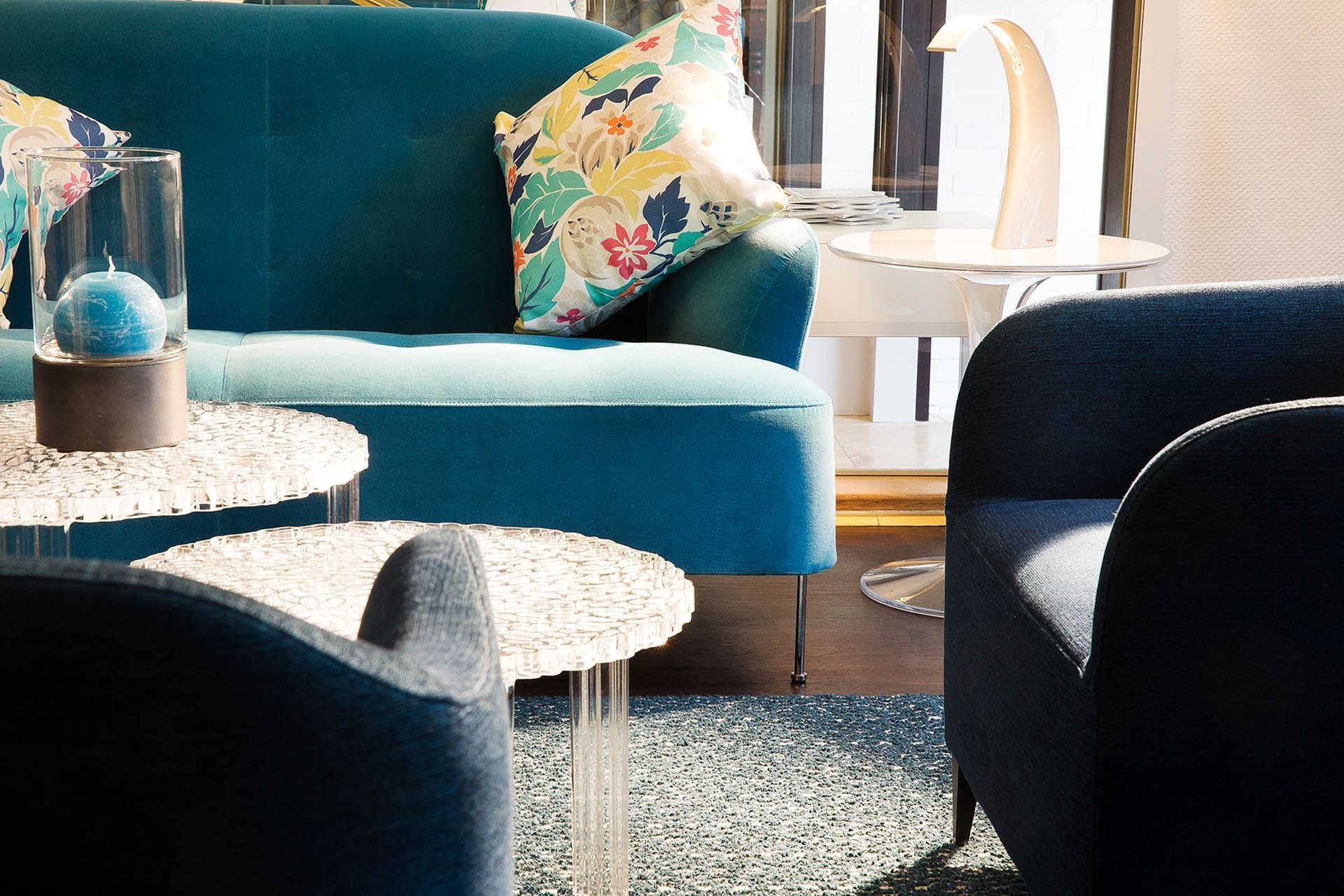 Espace salon dans le hall à Escale Oceania Lorient