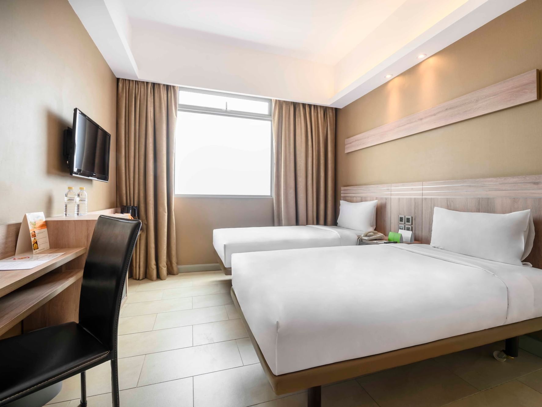 Image 16: Interior of the Superior Room at Cititel Express Penang