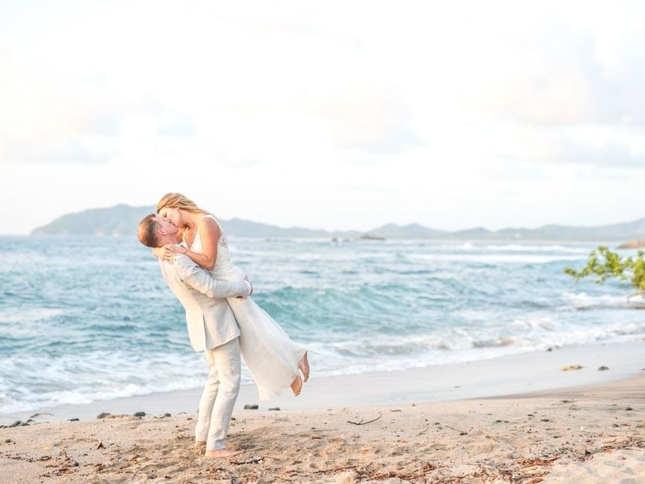 How to Plan a Destination Wedding