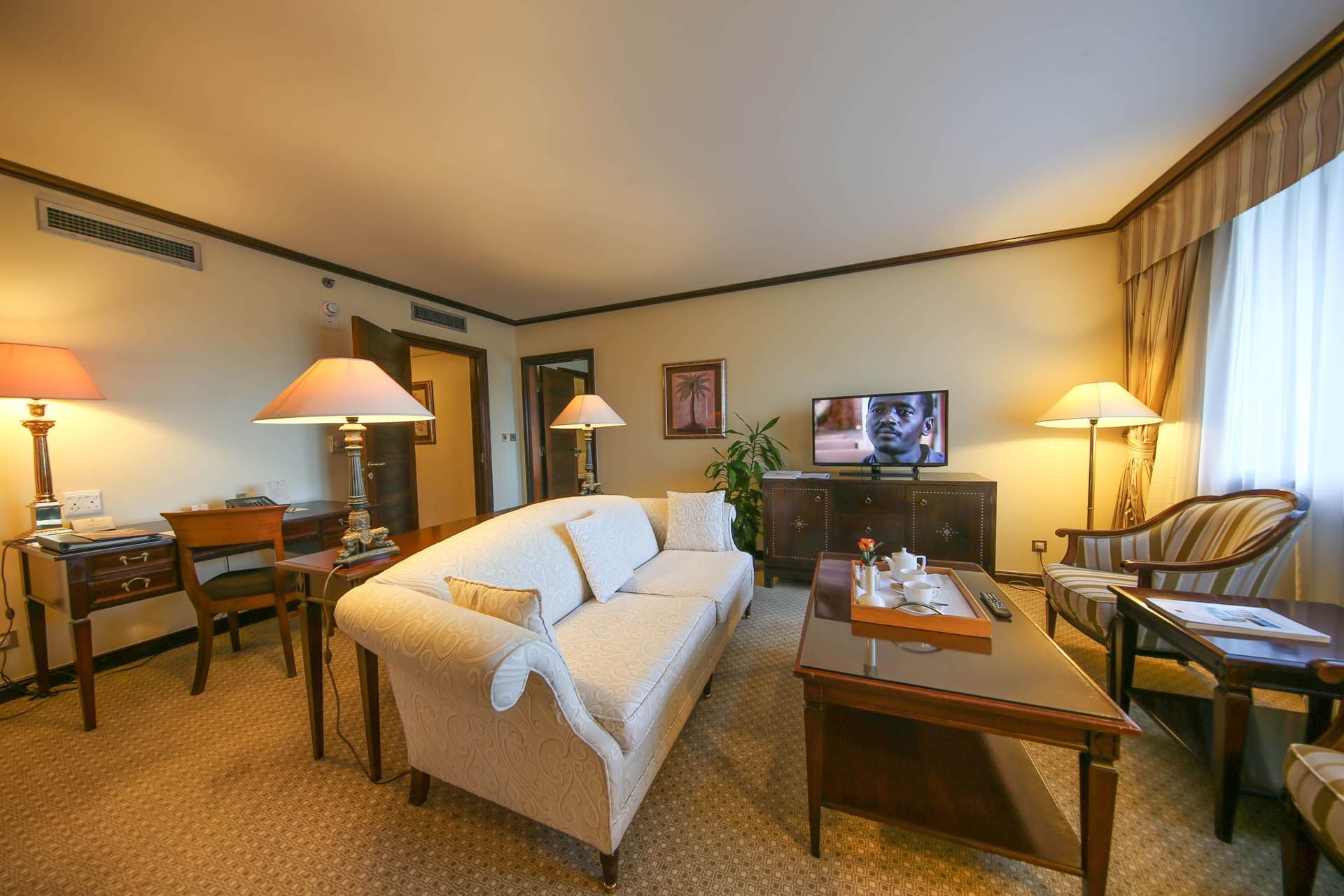 Lounge area in a hotel room at Dar Es Saalam Serena Hotel