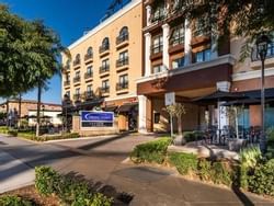 Exterior view of Grand Legacy at The Park Anaheim.