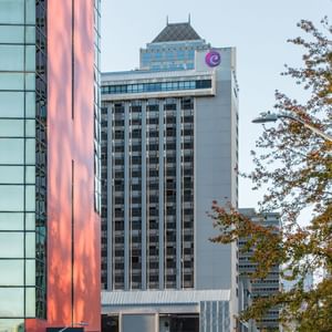 Exterior of Coast Seattle Downtown Hotel by APA