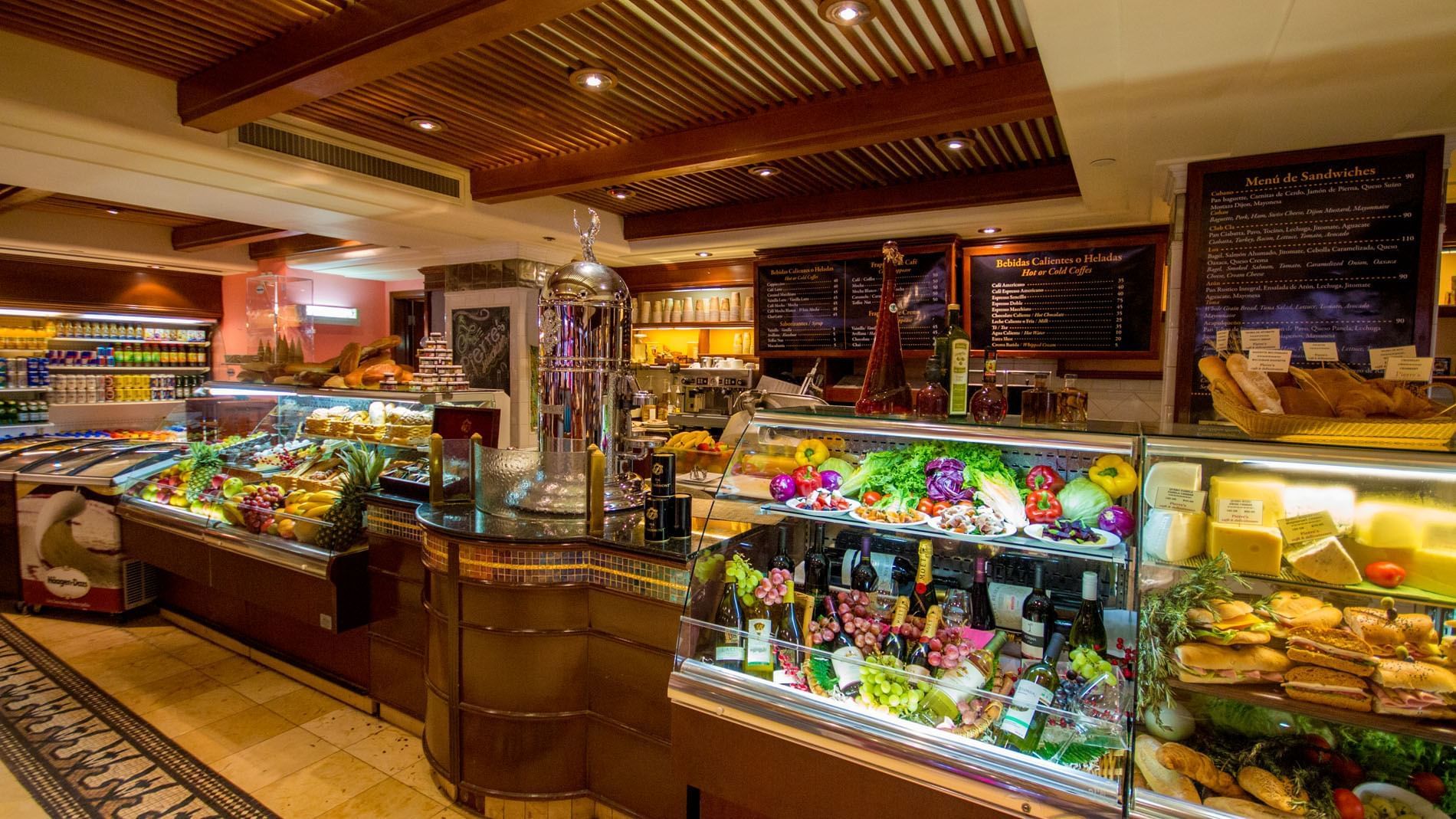Sweets & fruits of Pierre's Café & Delicatessen, Mundo Imperial