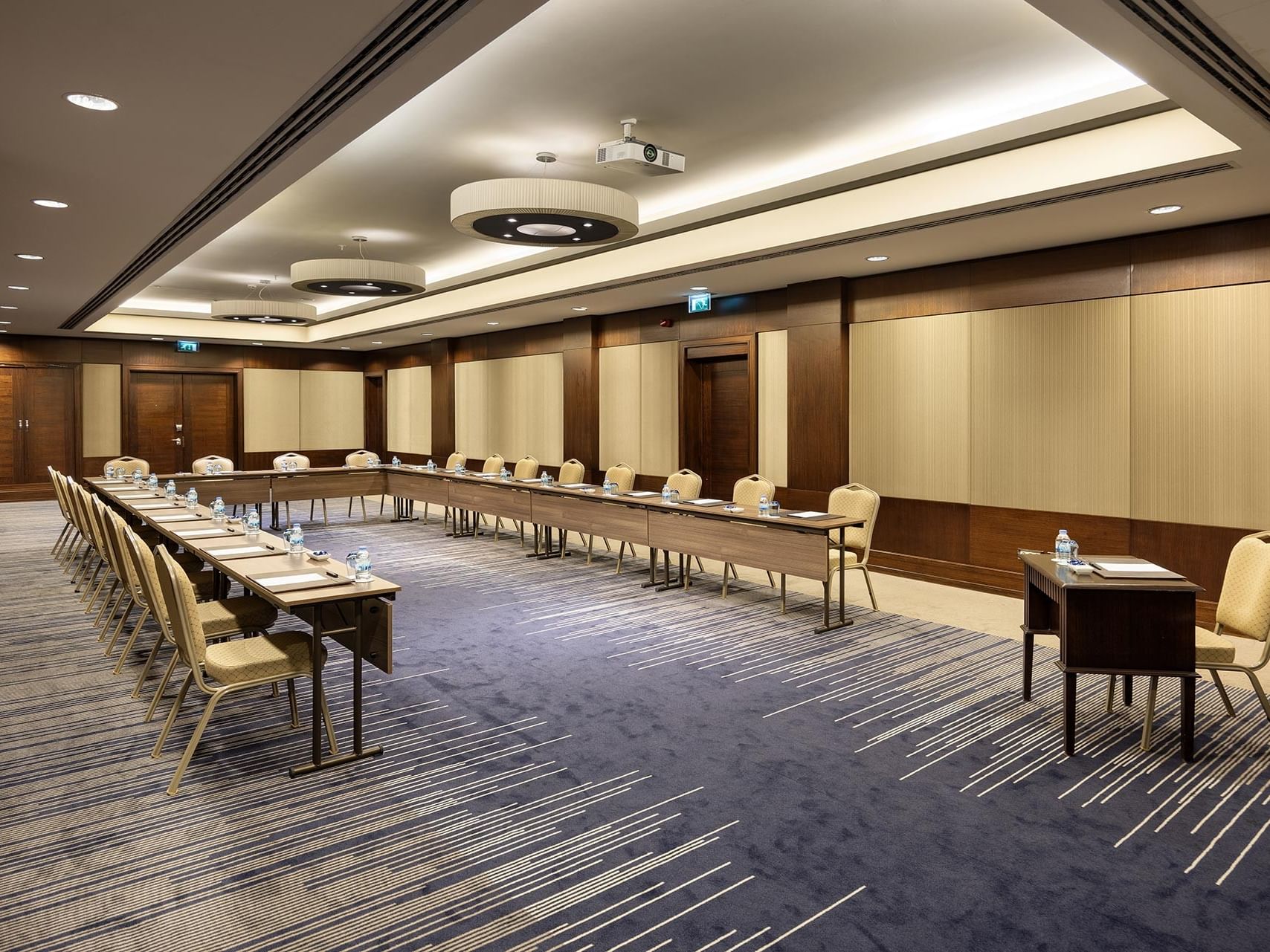 Karina meeting room with U shape layout in Titanic City Taksim.