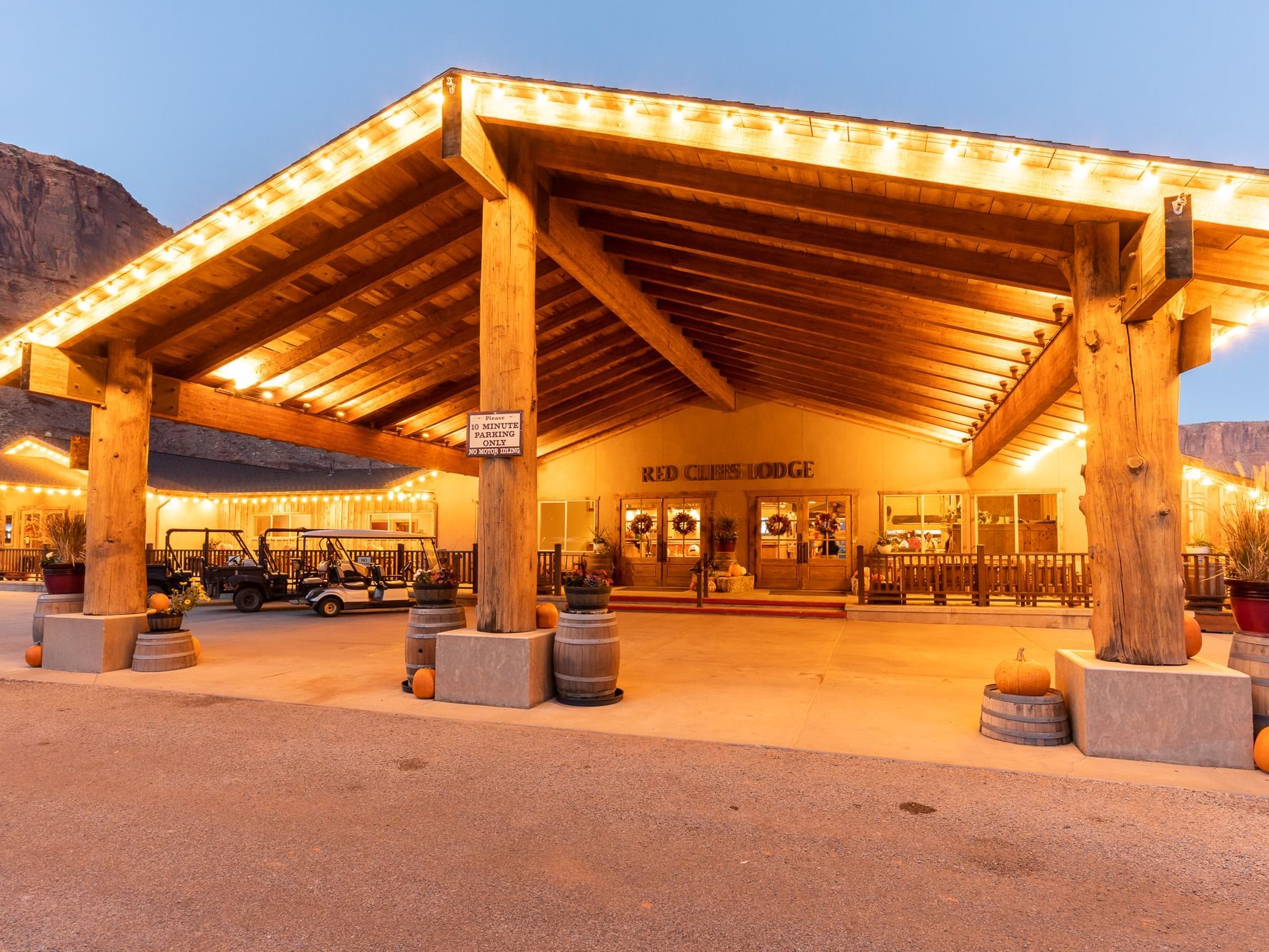 Red Cliffs Lodge Group
