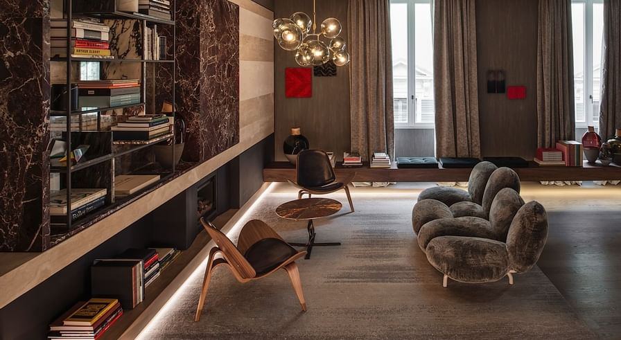 lobby con sedie fendi private suites