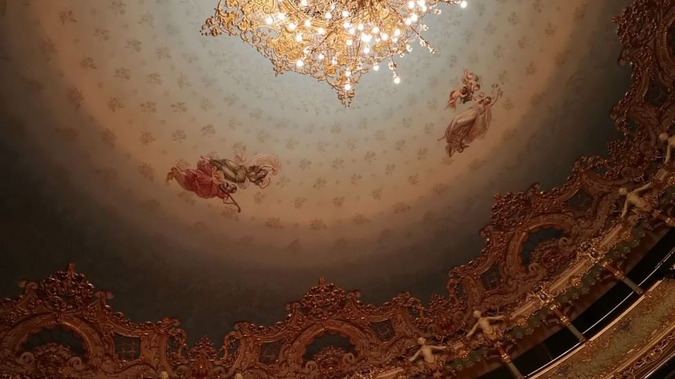 Ceiling of the Theater La Fenice near Falkensteiner Hotels