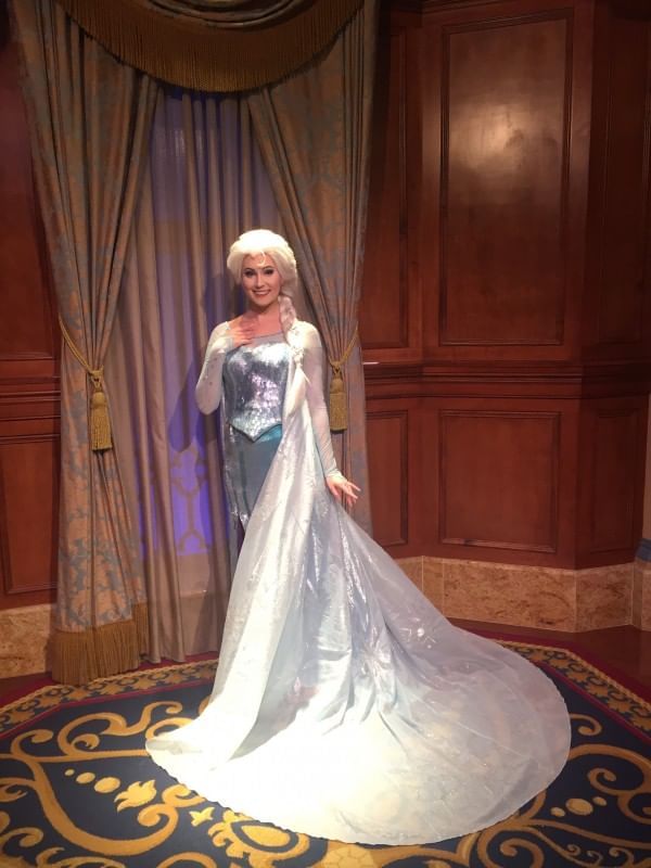 Woman dressed as Elsa from Frozen near Lake Buena Vista Resort Village & Spa