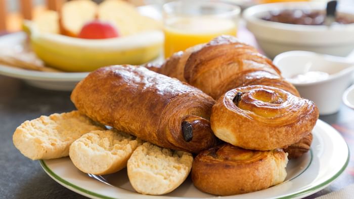 Buns & pastry plate served at Hotel belem