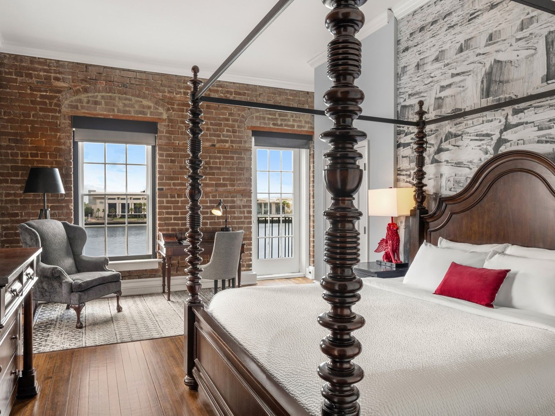 River Street Inn - River View King Room with French Balcony