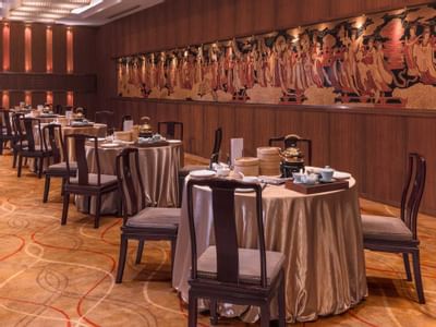 Dining area in Hongtu Hall at White Swan hotel