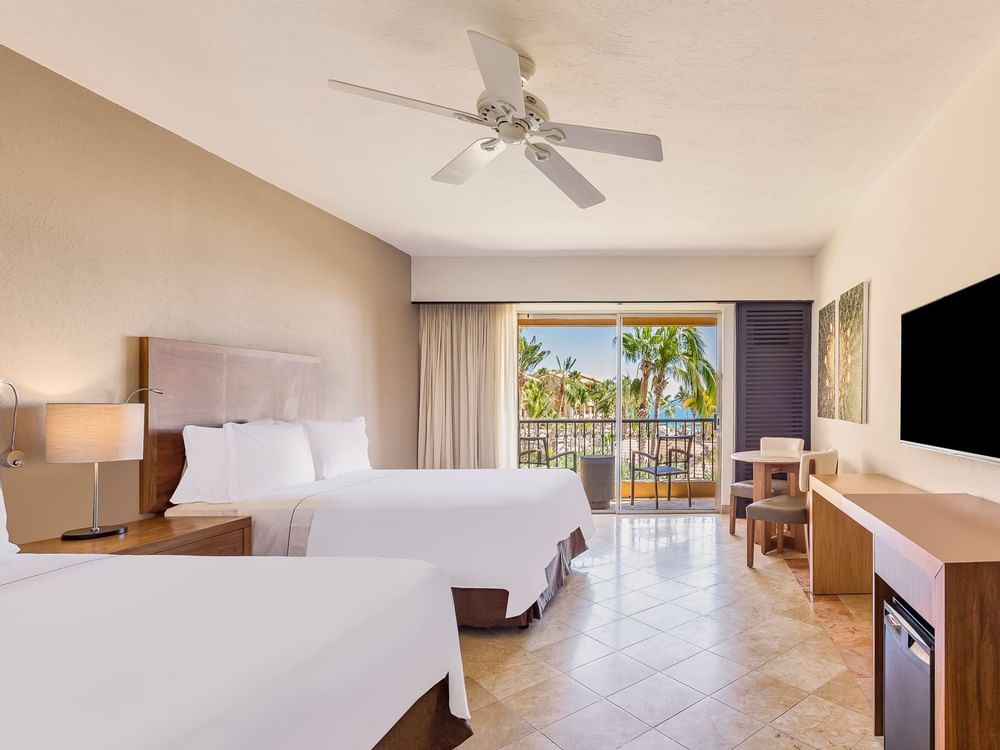 Beds in Deluxe Room Ocean View at Grand Fiesta Americana