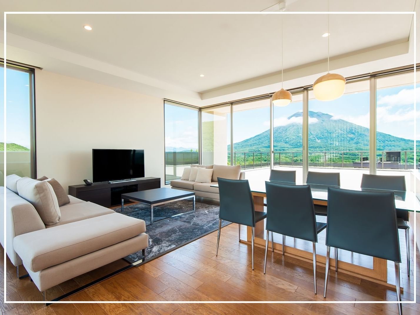 Living room at Penthouse in Chatrium hotel
