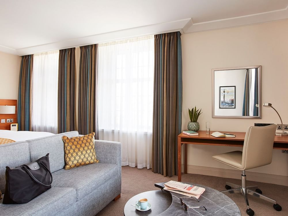 Superior Room The Clermont, Charing Cross Hotel