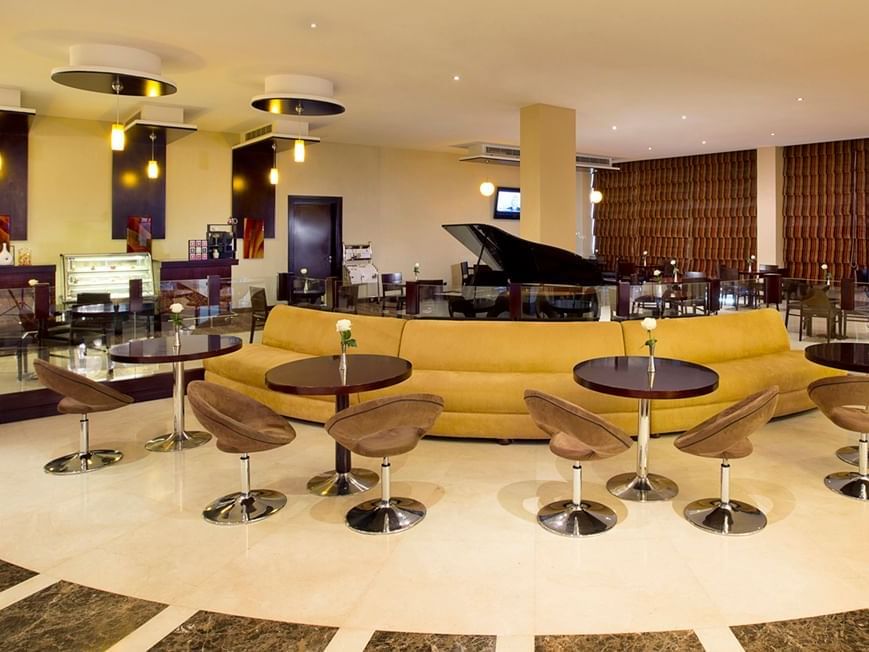 Al Majlis Lobby Lounge City Seasons Hotel