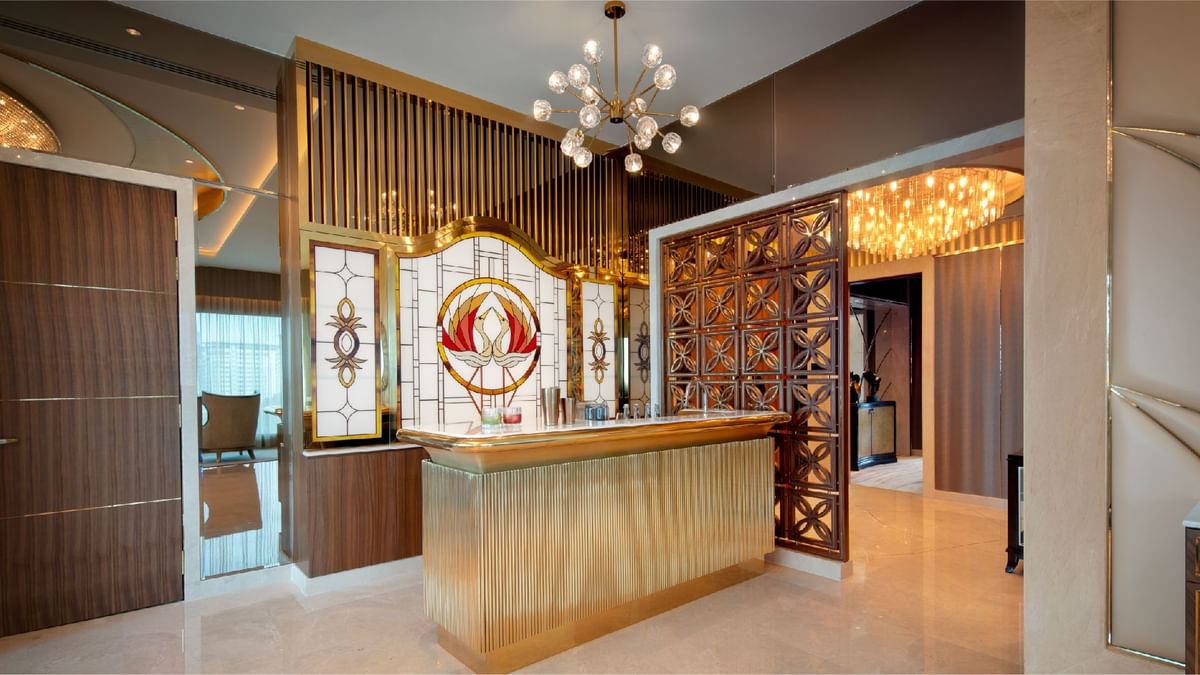 Bed & TV in Deluxe Park King Room at Sunway Hotel Pyramid