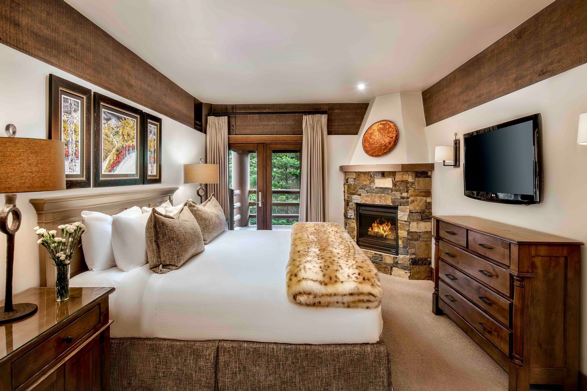 Luxury Suites | Stein Eriksen Lodge | Park City Hotels | Deer