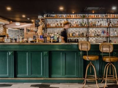 Dickson Village Apartments - Retail Amenities