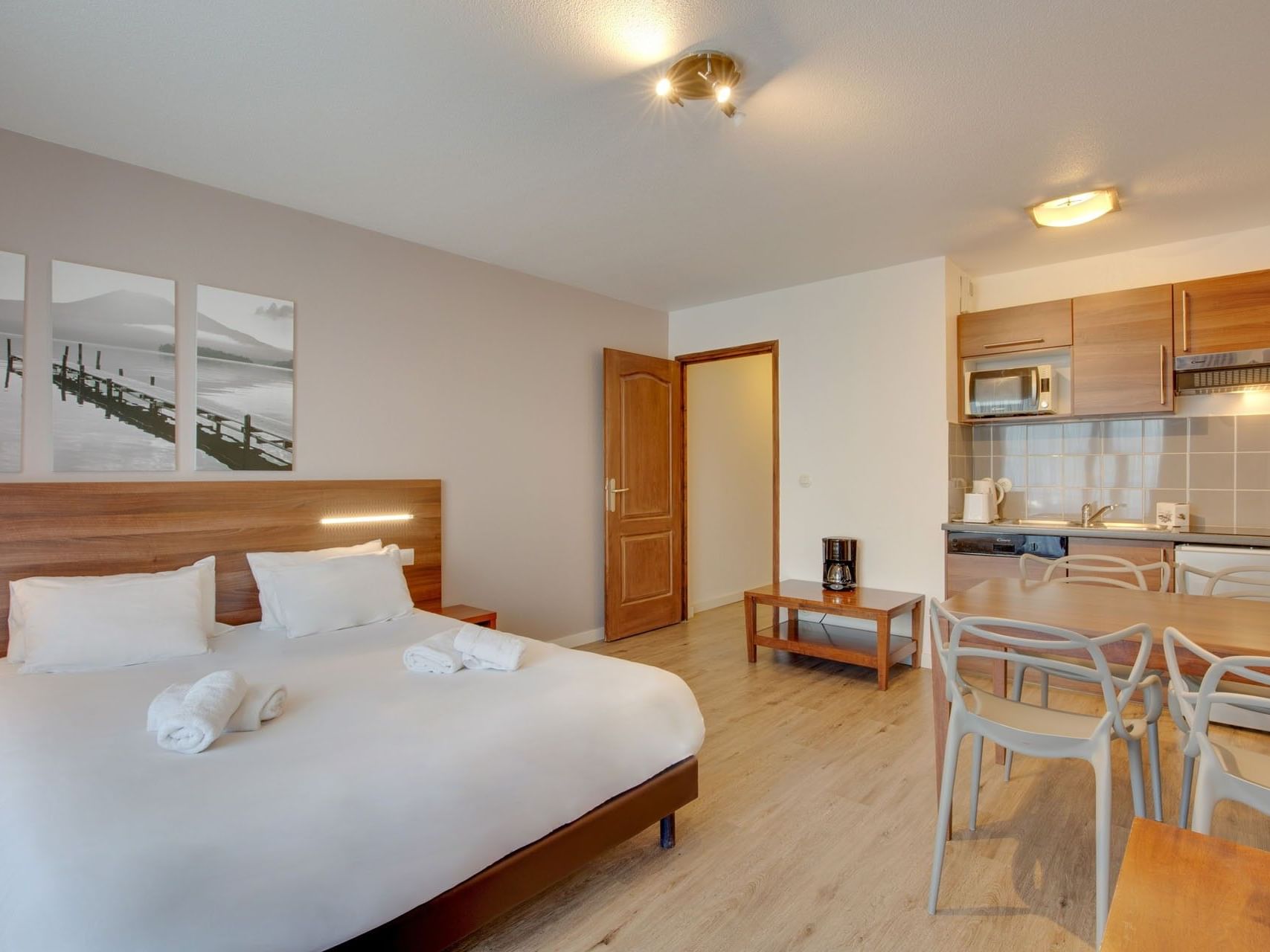 4 People Apartment