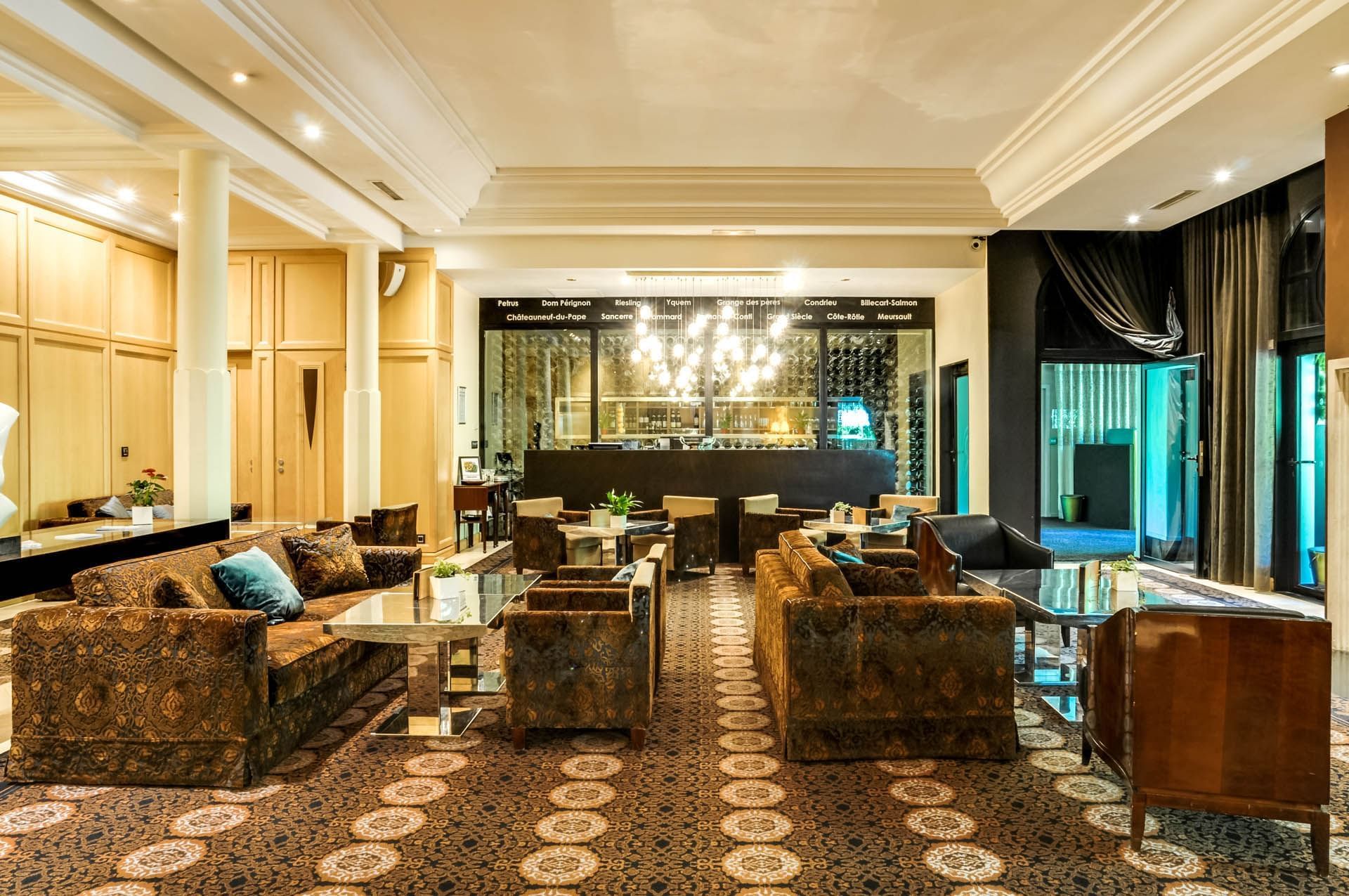 Lounge at Hotel & Spa Le Pavillon near Lyon
