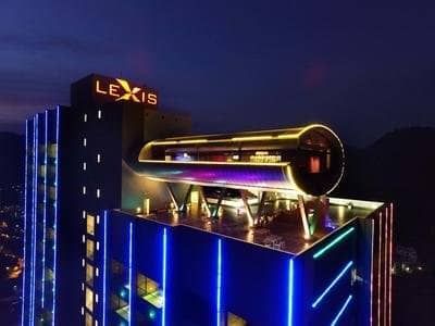 Photo Gallery - Exterior at Night Time of Lexis Suites Penang 1