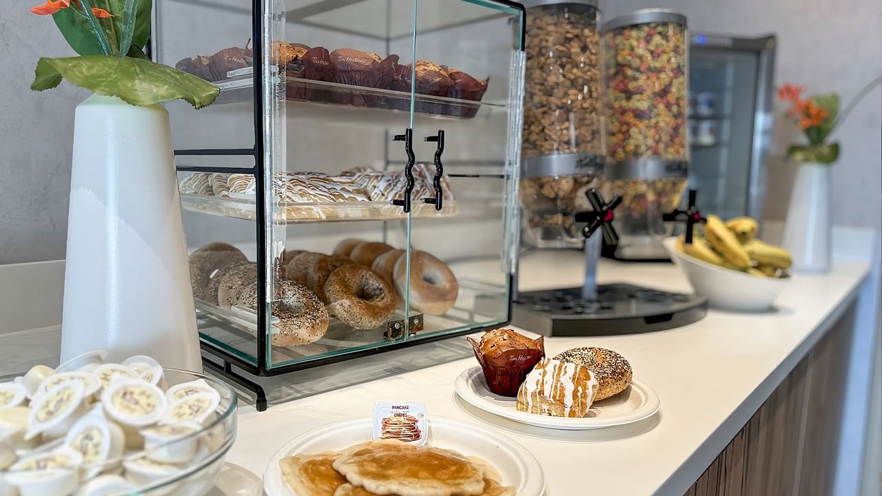 Breakfast station with continental treats