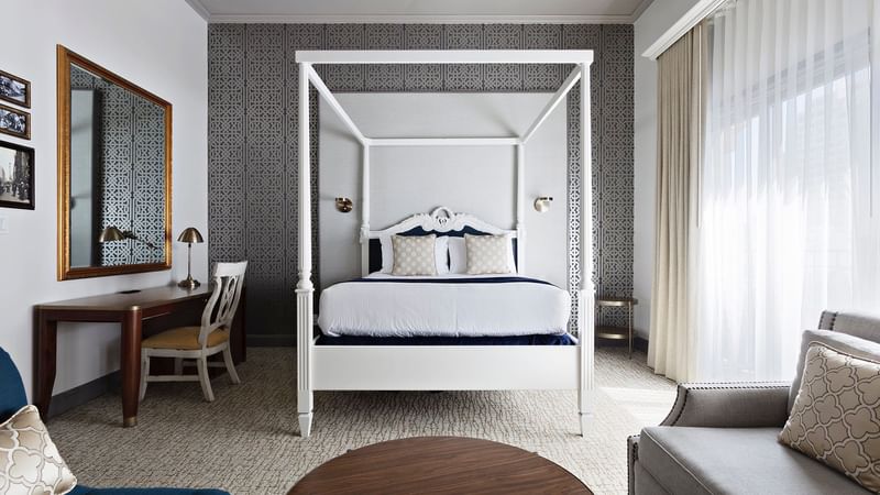 Interior of Balcony Jr room at Warwick San Francisco