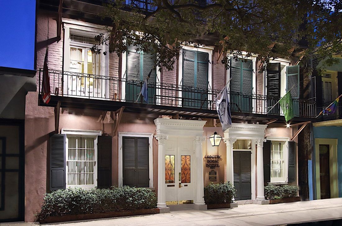 Exterior entrance view of French Quarter Guesthouse