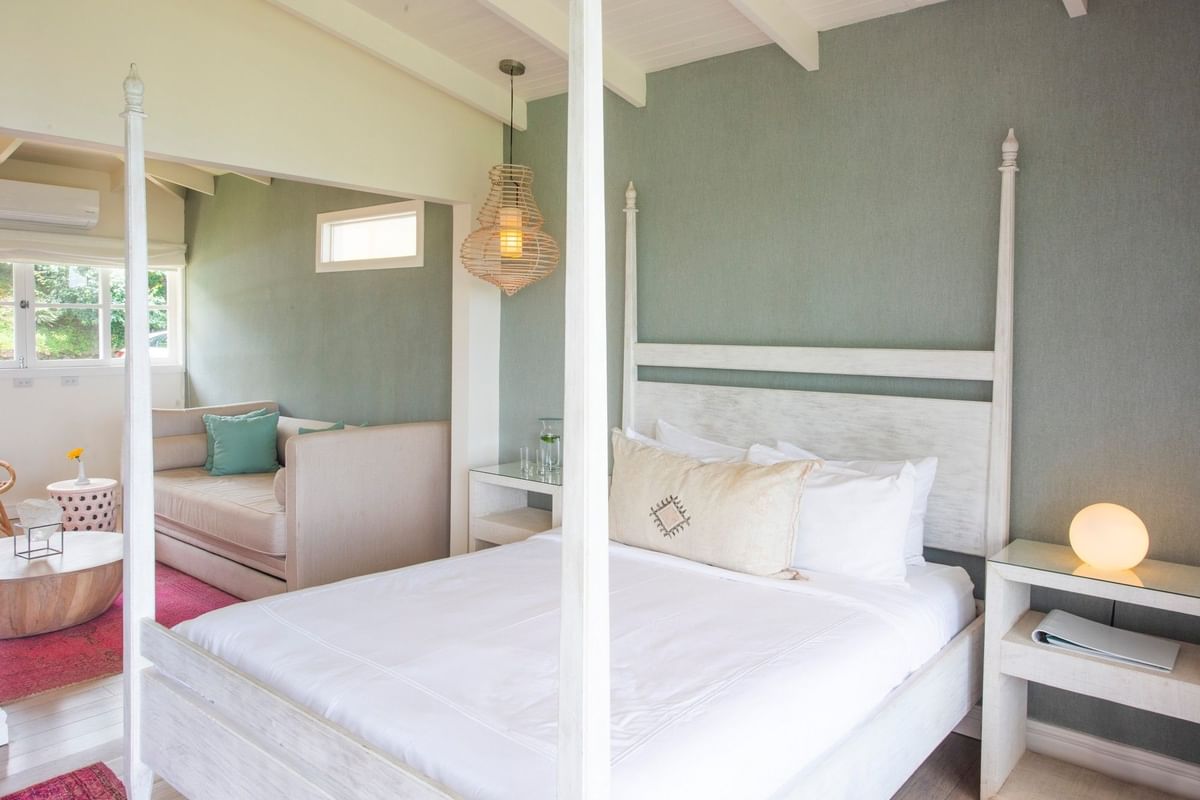 Double Queen Room with two beds
