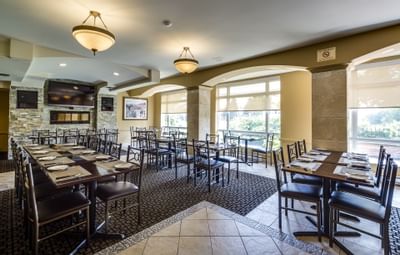 Restaurant - Monte Carlo Inn Toronto Markham