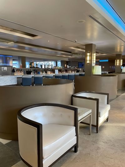 lounge and bar