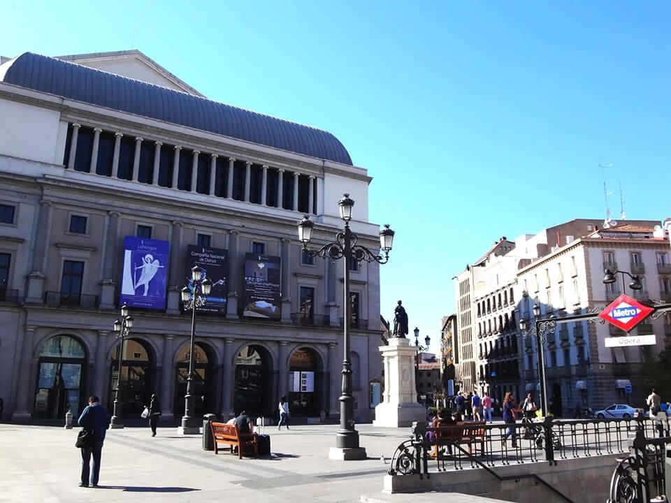 Madrid’s Christmas Markets Plaza Isabel II