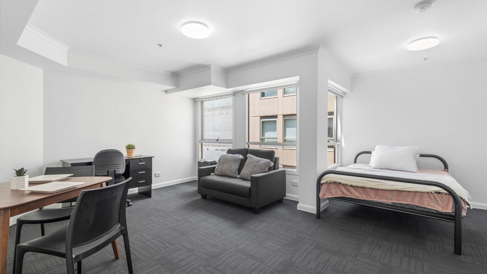Student Living on Flinders - Studio Apartment 
