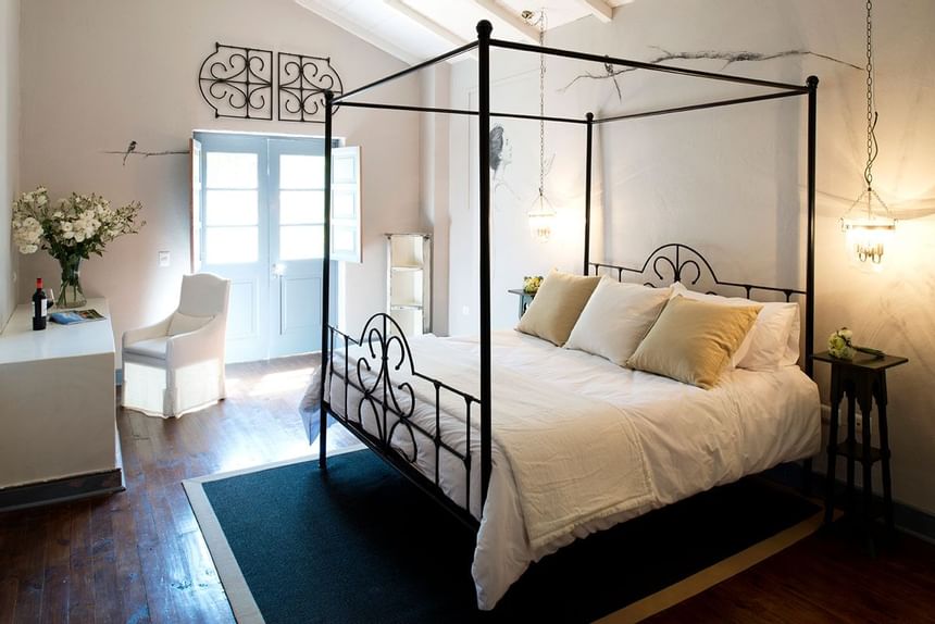 Bedroom suite with king bed & work area at Noi Blend Colchagua 