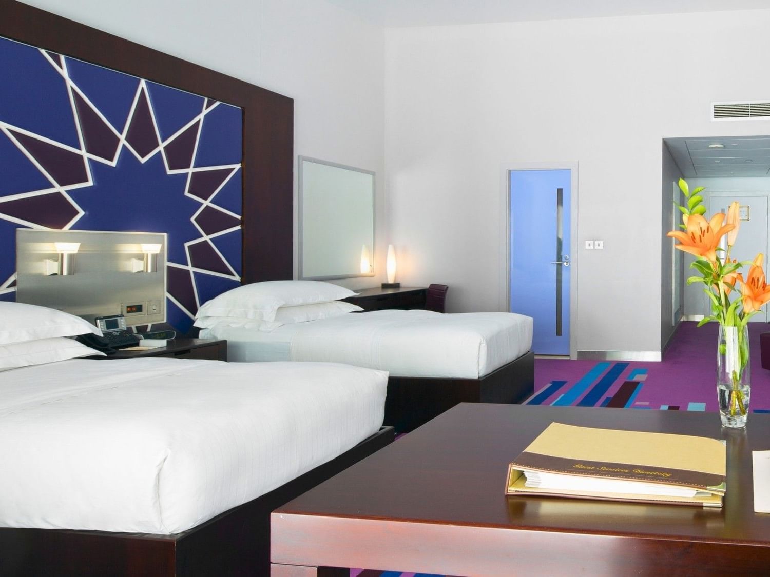 Twin Beds in Executive Room at Dubai International Hotel