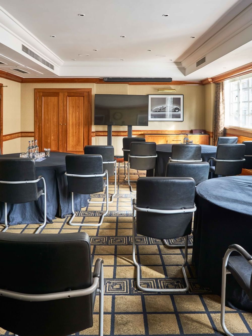 Cabaret set-up in Marylebone venue at Thistle Marble Arch