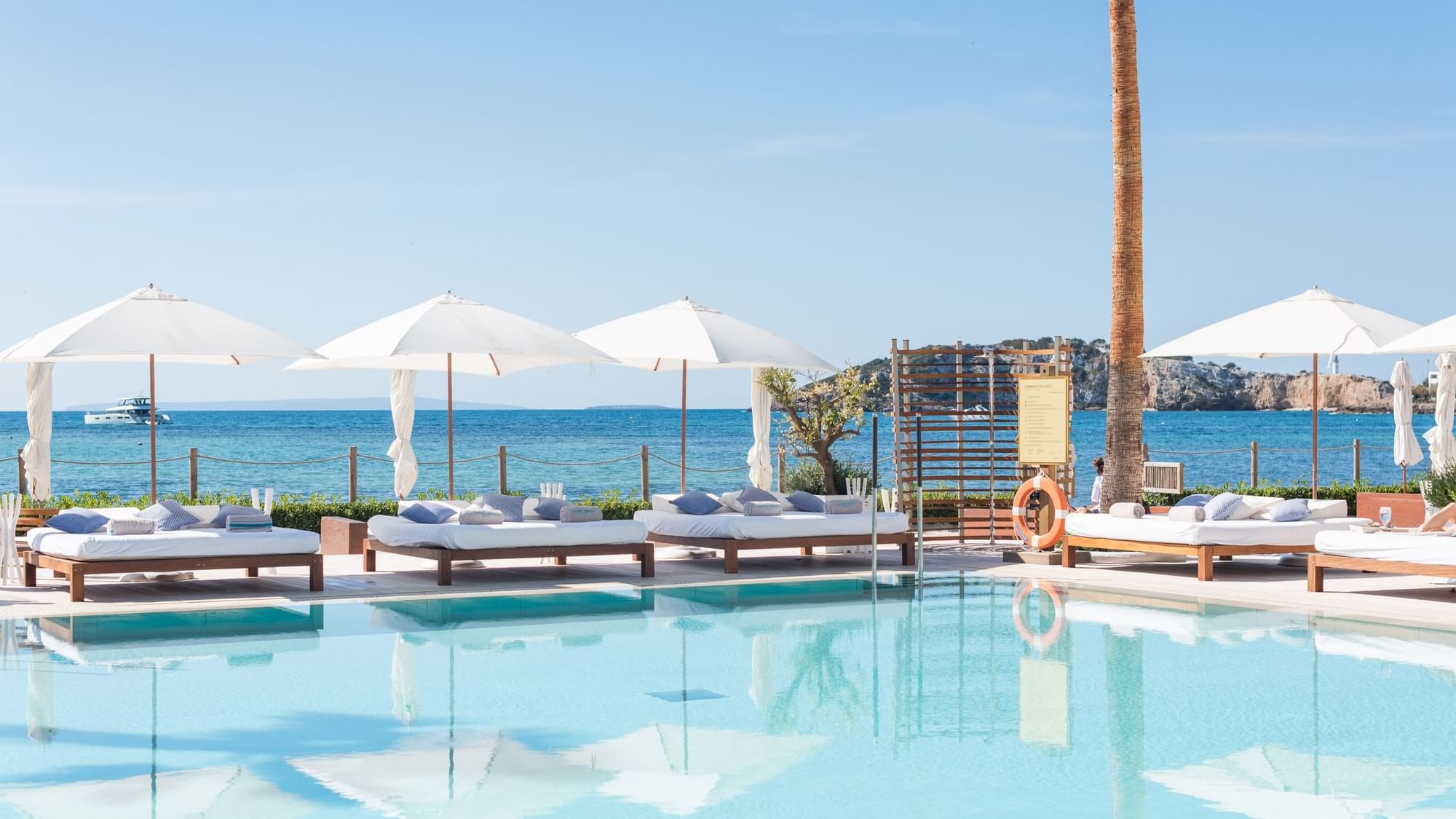 Harpers Bazaar features Nobu Ibiza Bay among the 6 exquisite beach resorts for the perfect summer getaway