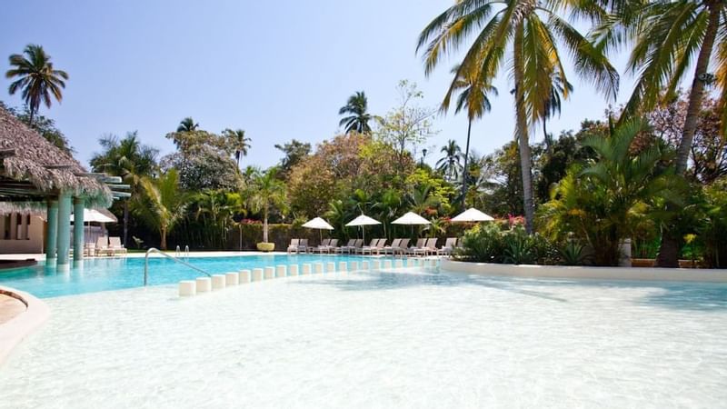 The exterior of the Outdoor pool at Gamma Plaza Ixtapa